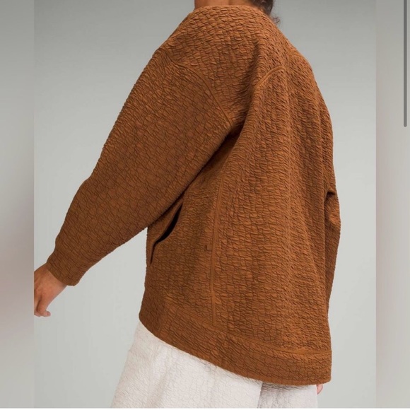 Lululemon Ripple Pullover - Picture 2 of 9